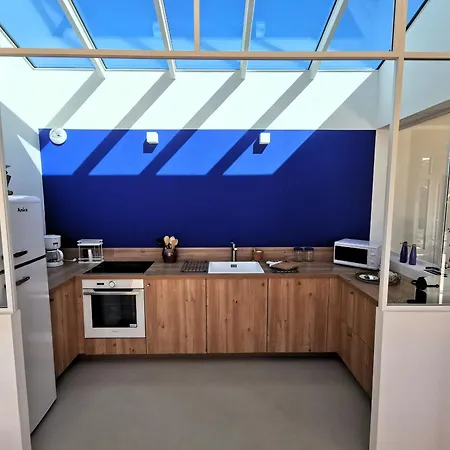 L Atelier De Dimitri A 500m De La Barbâtre